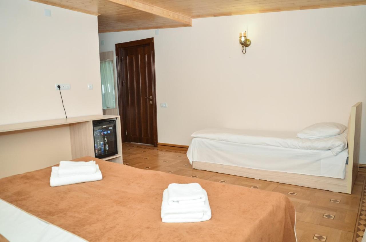 Rubin Hotel Goris Exterior foto